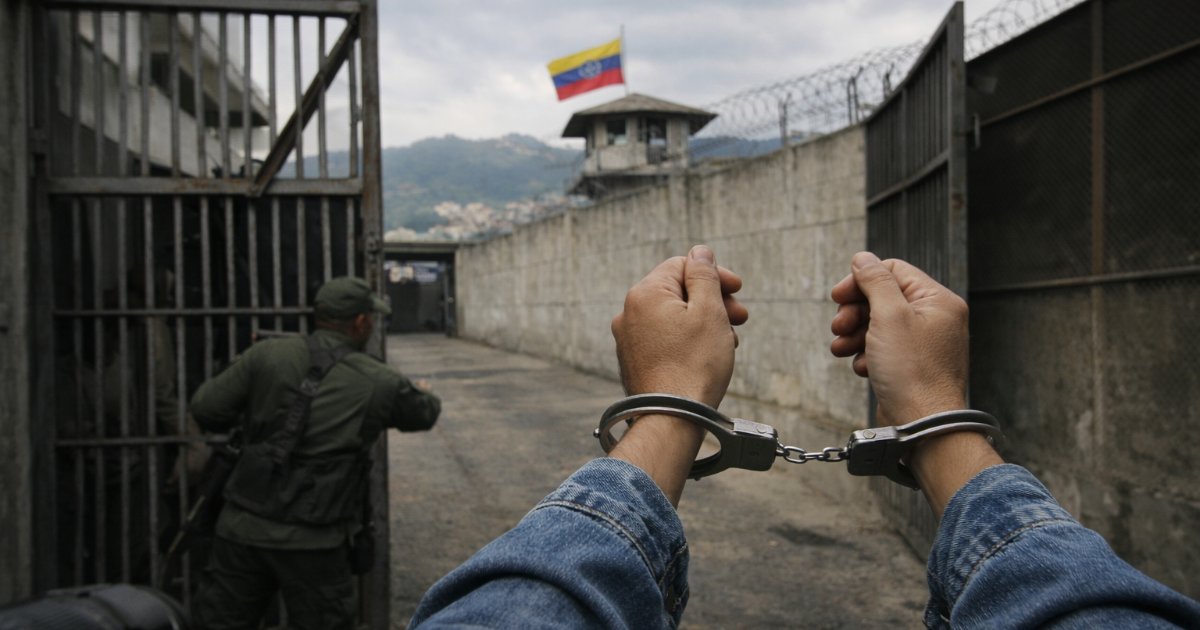 Venezuela Begins Releasing Political Prisoners Amid International Pressure